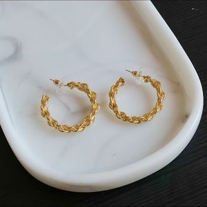 ✨18K Plated Brass Twist Hoops Earring✨
